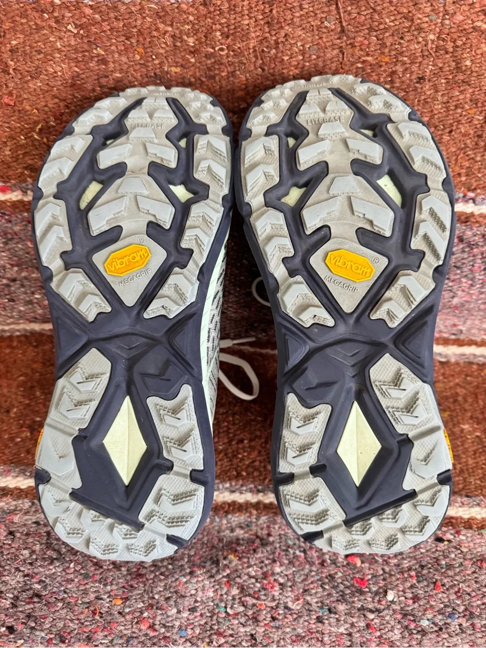 Hoka Women's Mafate Speed 4 Trail Mint Running Shoes Size 9.5